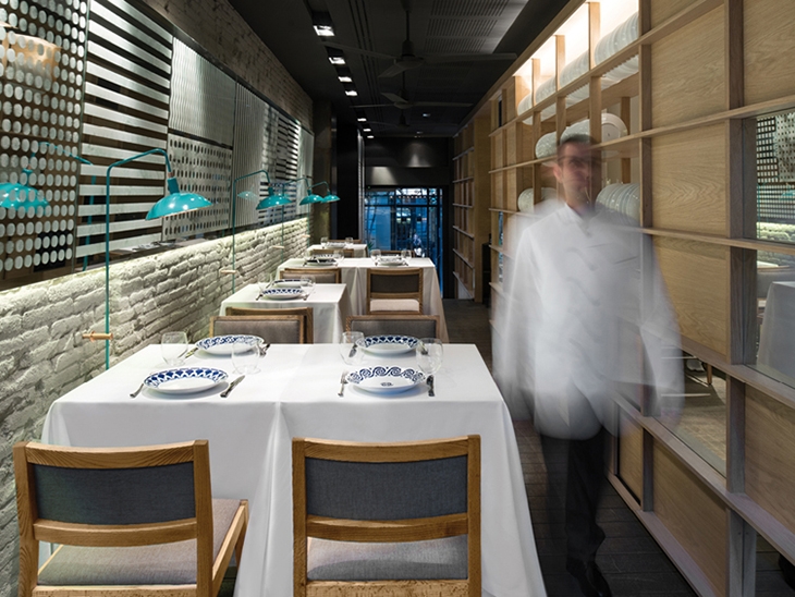 Archisearch RELAXED CONTEMPORARY ATMOSPHERE FOR MICHELIN STARRED NEW RESTAURANT PETIT COMITE IN BARCELONA BY LAGRANJA