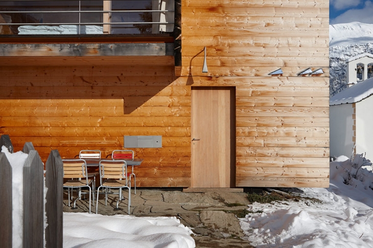 Archisearch ANNALISA AND PETER ZUMTHOR'S TIMBER HOUSES IN LEIS, VALS