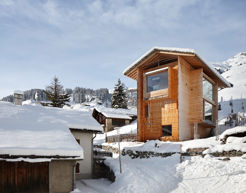 Archisearch ANNALISA AND PETER ZUMTHOR'S TIMBER HOUSES IN LEIS, VALS