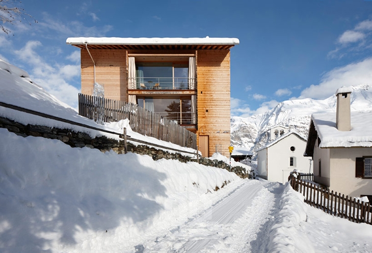 Archisearch ANNALISA AND PETER ZUMTHOR'S TIMBER HOUSES IN LEIS, VALS