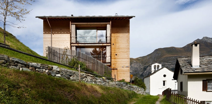 Archisearch ANNALISA AND PETER ZUMTHOR'S TIMBER HOUSES IN LEIS, VALS