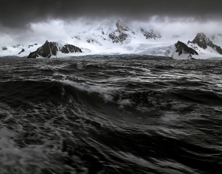 Archisearch RENÉ KOSTER CAPTURES THE ROUGH BEAUTY OF ANTARCTICA