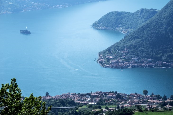 Archisearch - Lake Iseo with the town of Sulzano in the foreground, the island of Monte Isola on the right and the island of San Paolo on the left, Photo: Wolfgang Volz