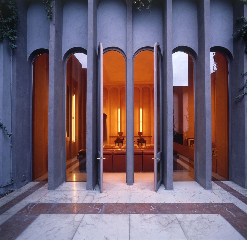 Archisearch THE ASTONISHING BEAUTY OF LA FÁBRICA / RICARDO BOFILL (+ VIDEO)