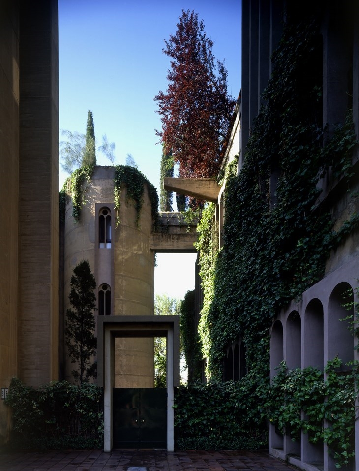 Archisearch - La Fábrica / Ricardo Bofill