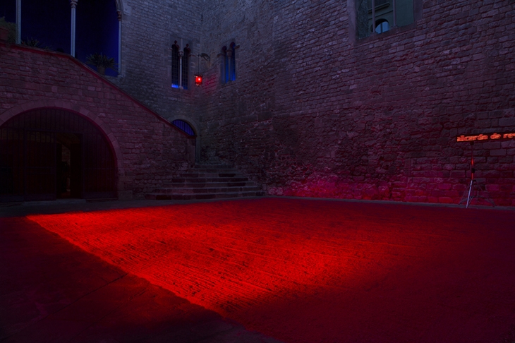 Archisearch - ROIG INSTALLATION FOR LLUM BCN 2014 BY ESTUDI AROLA 