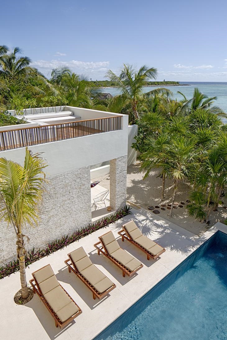 Archisearch CASA XIXIM / SPECHT HARPMAN / A BEACHFRONT VILLA ON A PROTECTED BAY IN TULUM MEXICO