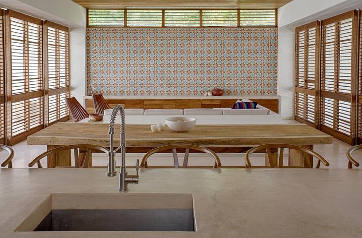 Archisearch CASA XIXIM / SPECHT HARPMAN / A BEACHFRONT VILLA ON A PROTECTED BAY IN TULUM MEXICO