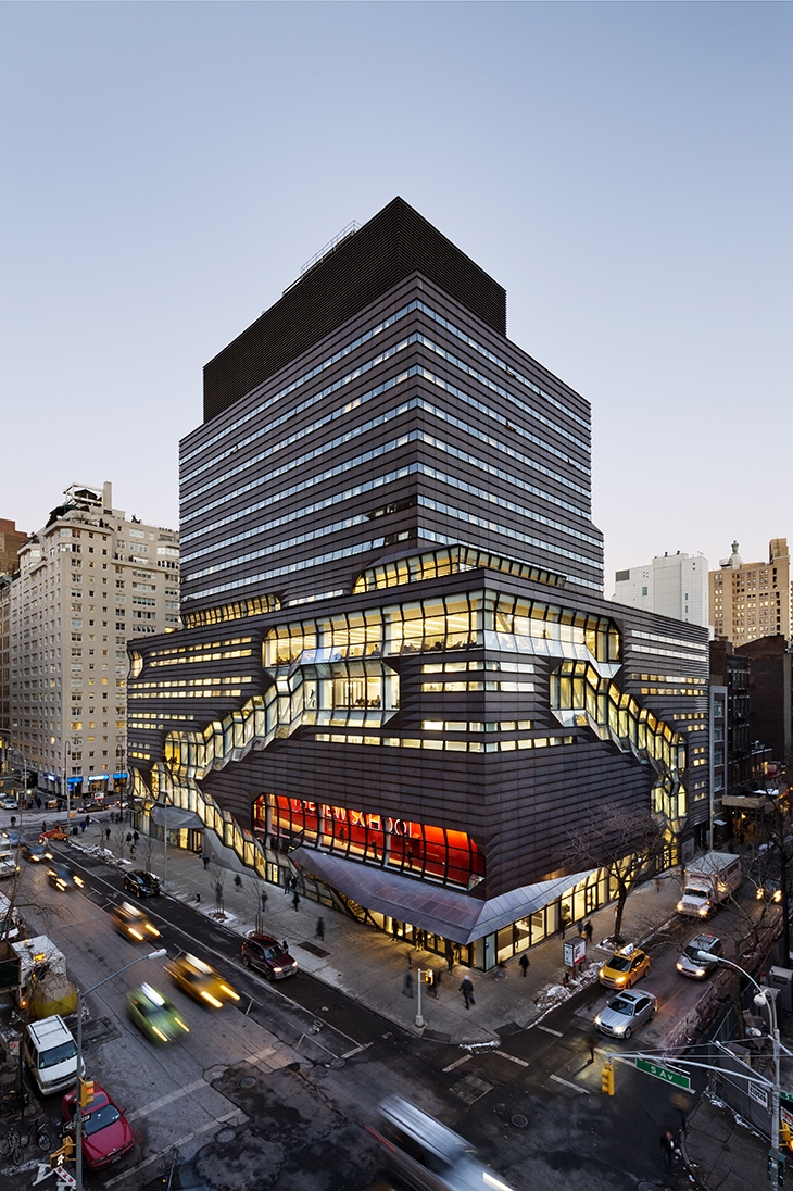 Archisearch -  Exterior at dusk. Image courtesy SOM / (c) James Ewing