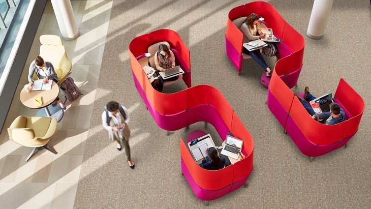 Archisearch TIME FOR A BREAK AT WORK? THESE ARE THE LOUNGES YOU NEED / STEELCASE