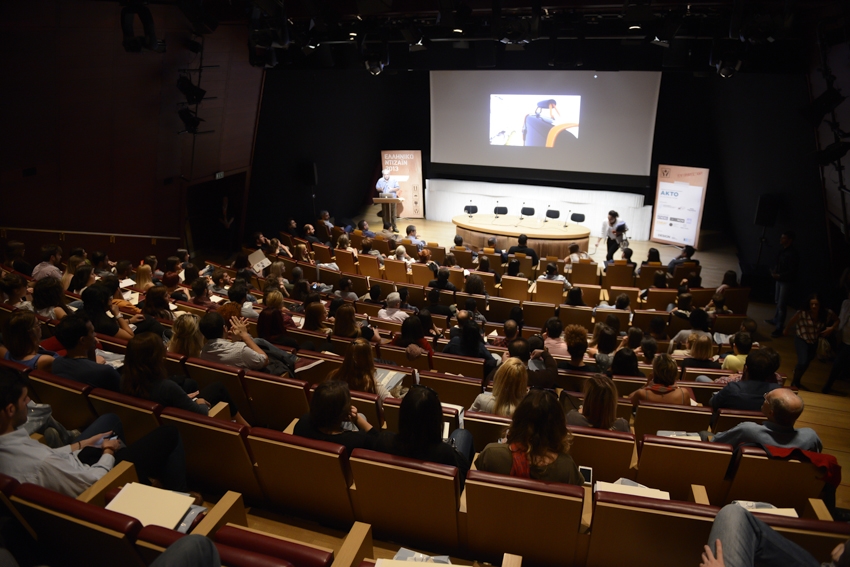 Archisearch - NTIZAIN.ORG / VIDEOS IN GREEK AUDIO FROM THE MINI CONFERENCE ABOUT INDUSTRIAL DESIGN