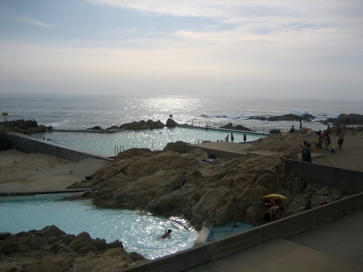 Archisearch LEÇA SWIMMING POOLS, 1966 + VIDEO / ALVARO SIZA VIEIRA