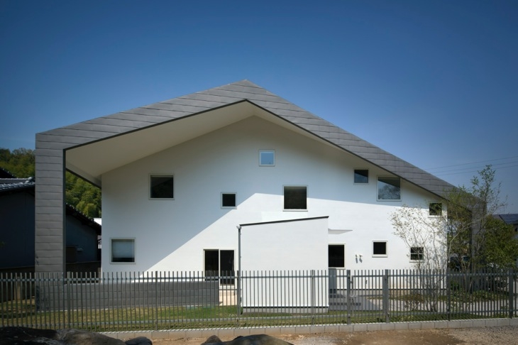 Archisearch - House in Wakayama / Spray Architects