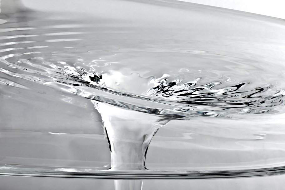Archisearch - LIQUID GLACIARE TABLE & SOHO NOMITED FOR DESIGNS OF THE YEAR AWARDS; Z-BOAT AWARDED OVERALL WINNER OF VERYFIRSTTO AWARDS / ZAHA HADID