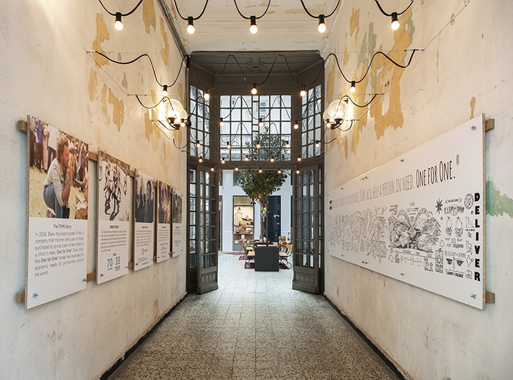 Archisearch - Toms Flagship & Store Cafe /  Formelated Studio