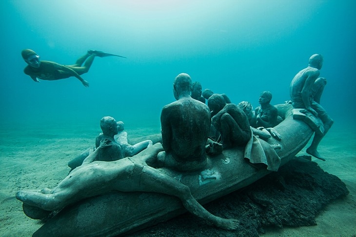 Archisearch - Courtesy of Jason Decaires Taylor 