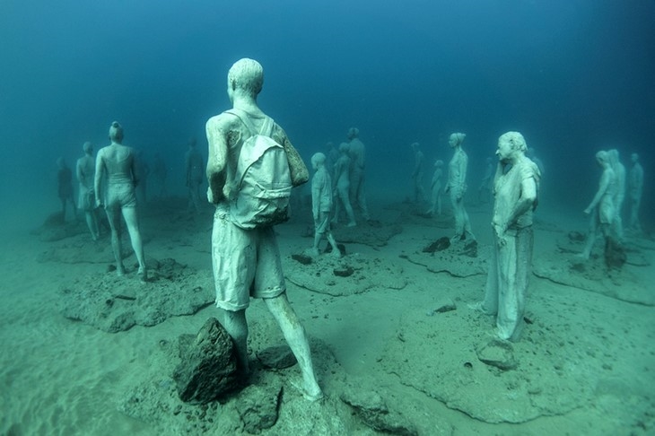 Archisearch - Courtesy of Jason Decaires Taylor 