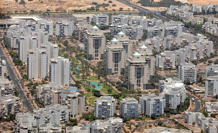 Archisearch - Aerial view of Rishon LeZion 2008, Photo by Moshe Milner / Courtesy of GPO.