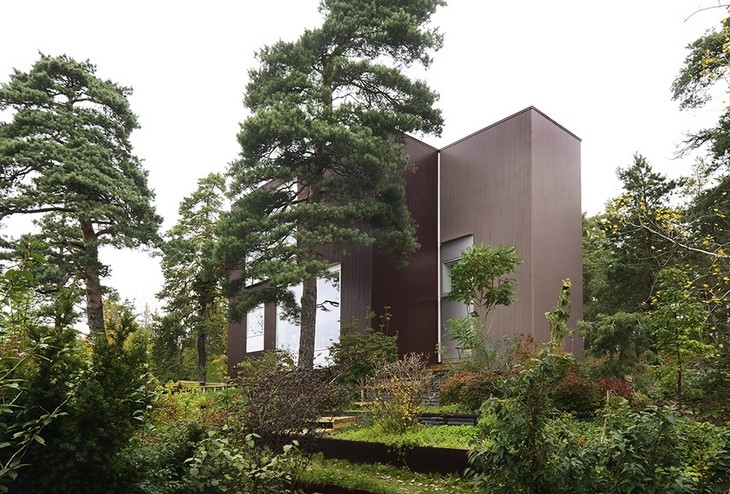 Archisearch IN THE WOODS OF SWEDEN: VILLA ALTONA BY THE COMMON OFFICE