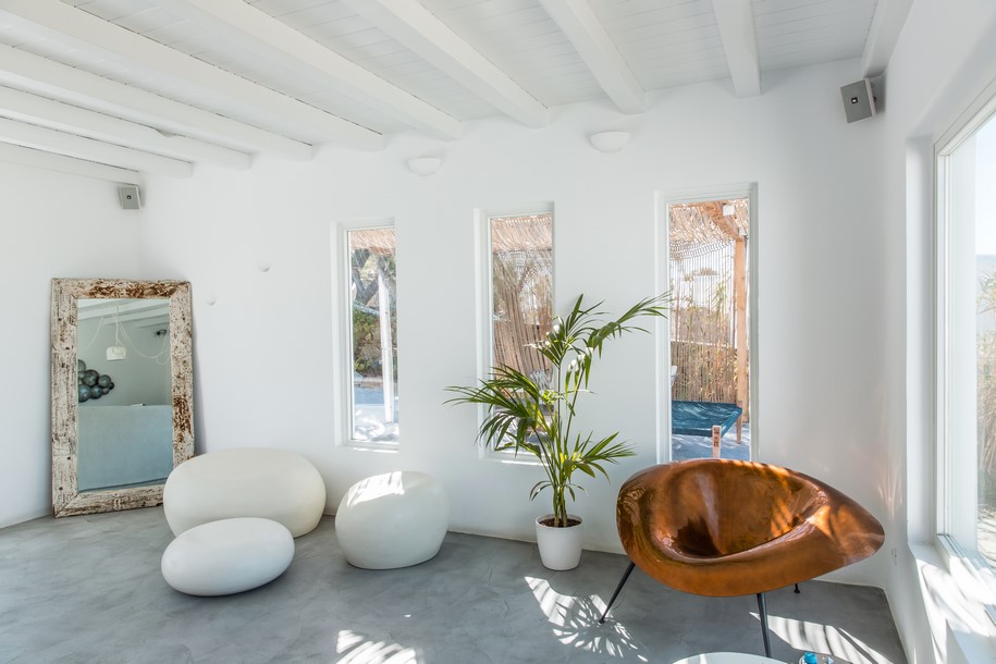 Archisearch Stella Andronikou renovated Ostraco Suites in Mykonos