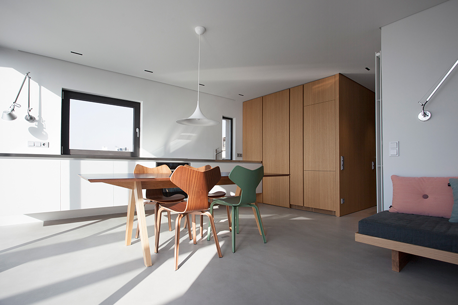 Archisearch Ioannis Exarchou Designs an Apartment in the Southern Suburbs of Athens