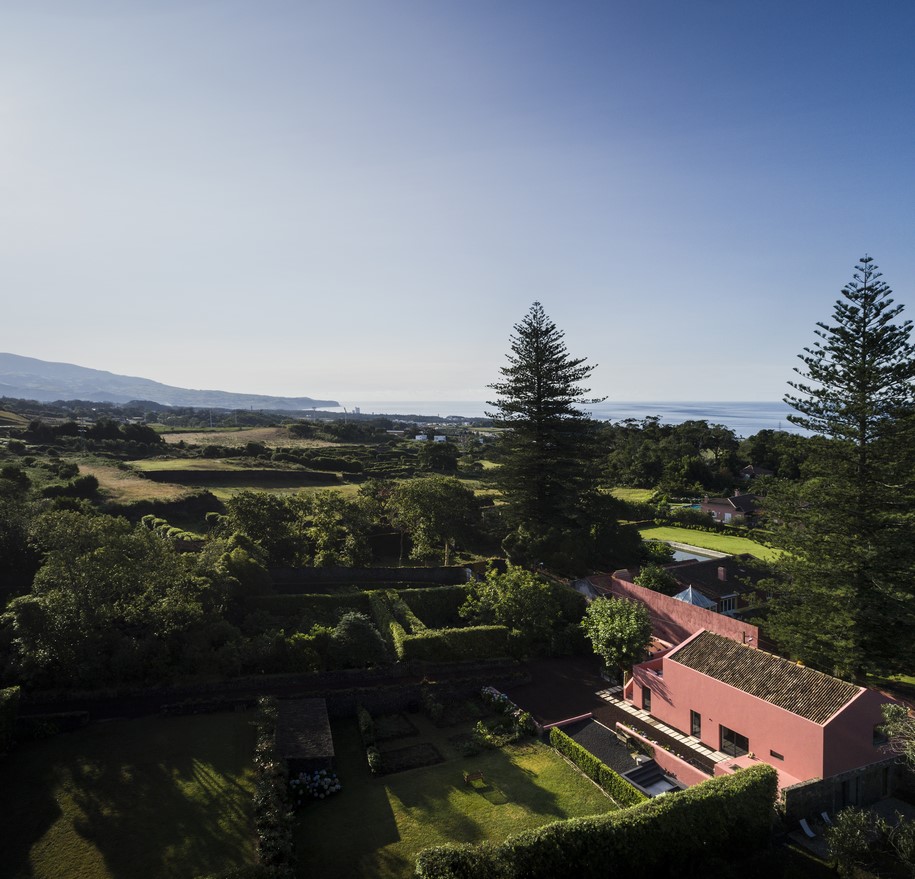 2017, Mezzo Atelier, Pink House, São Miguel,  Azores, renovation, stable, Portugal, pink, ochre