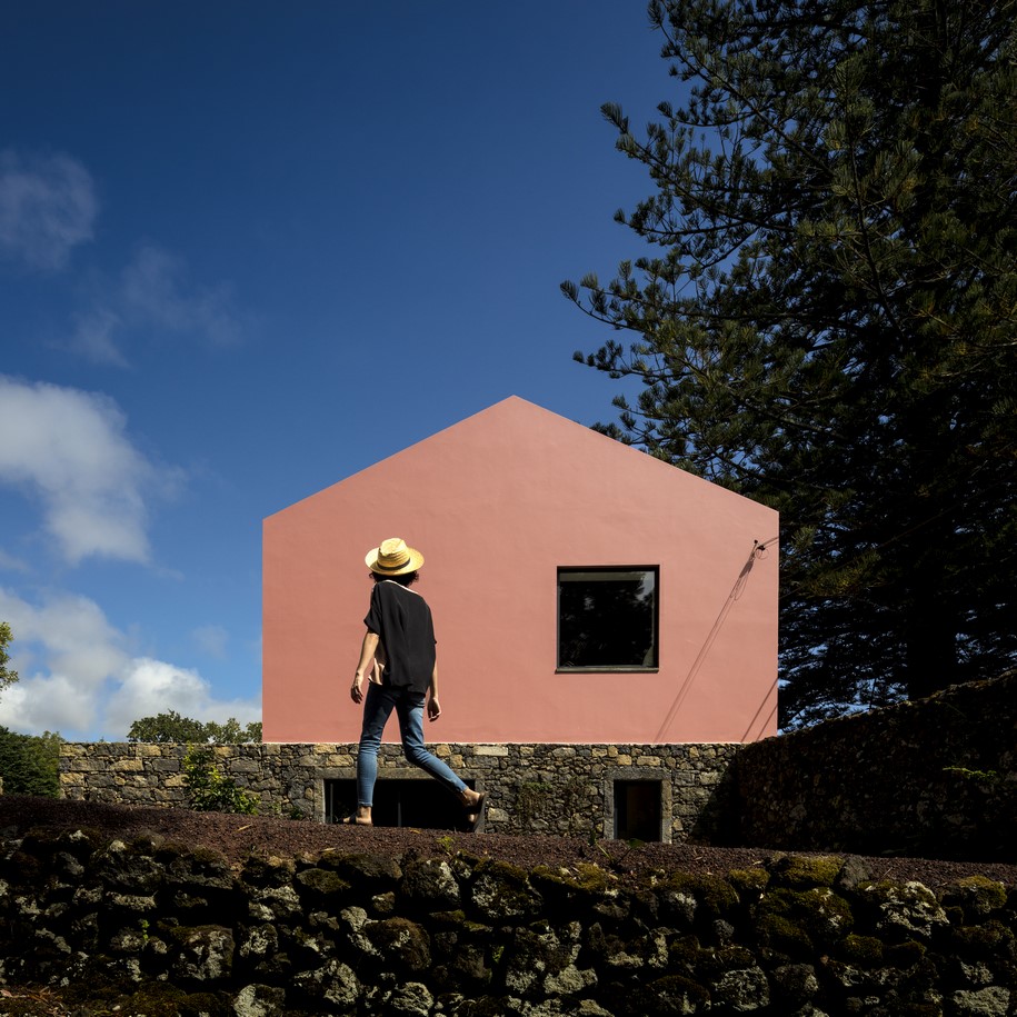 2017, Mezzo Atelier, Pink House, São Miguel,  Azores, renovation, stable, Portugal, pink, ochre