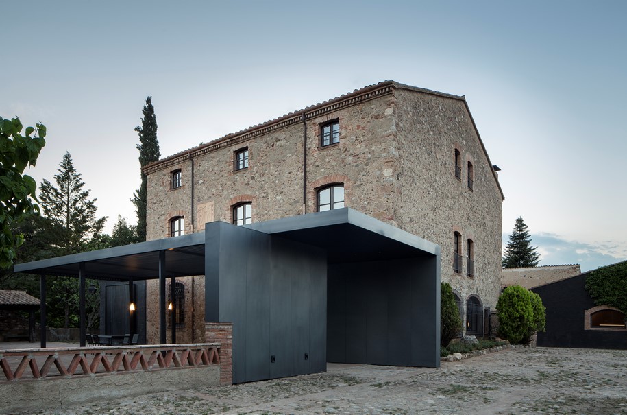 Archisearch SANT MARTÍ HOUSE    |  Francesc Rifé Studio