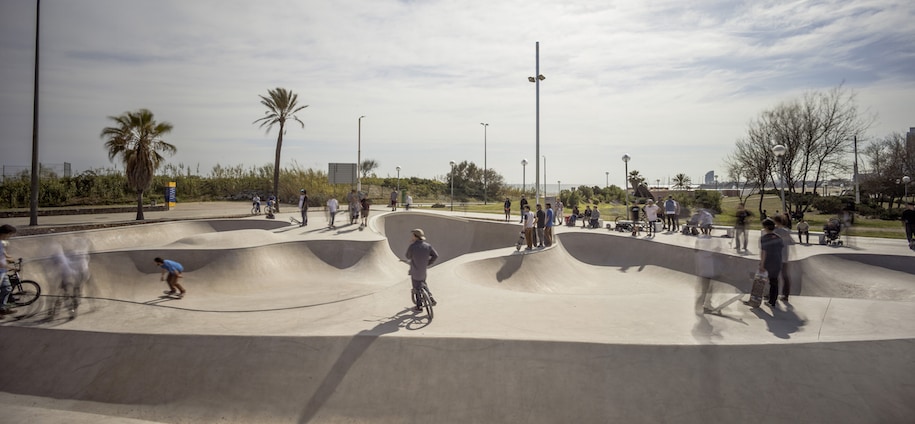 Archisearch The 'Landskate parks' of SCOB in Barcelona