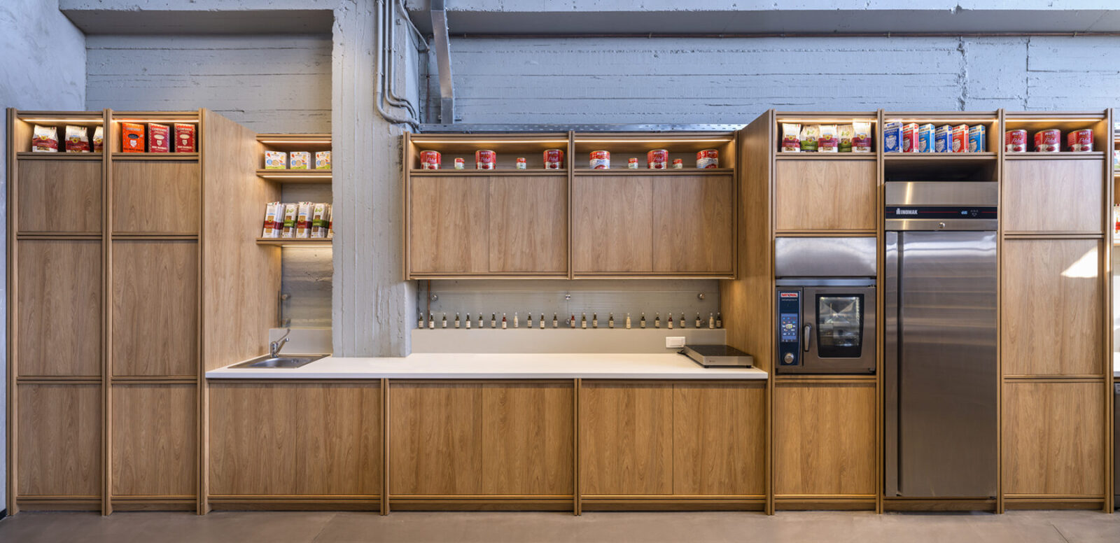 Archisearch NNT Studio created SHOWKITCHEN space in Mandra, Attica