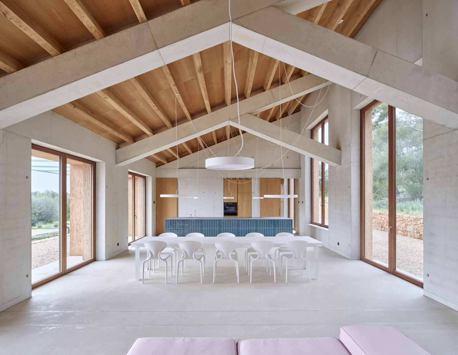 Archisearch Dream Houses: Casa Bajo los Pinos by Studio Rosa is a contemporary take on Mallorcan vernacular rural architecture