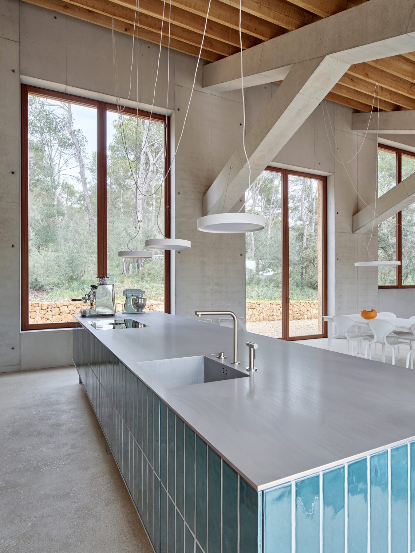 Archisearch Dream Houses: Casa Bajo los Pinos by Studio Rosa is a contemporary take on Mallorcan vernacular rural architecture