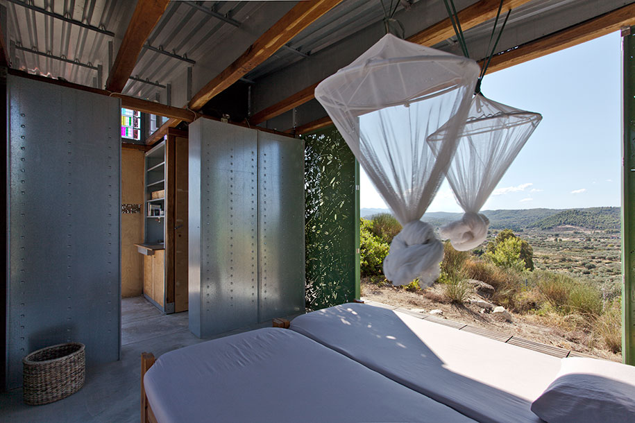 Archisearch The Award Winning Summer House in Halkidiki, Greece by Eva Sopeoglou