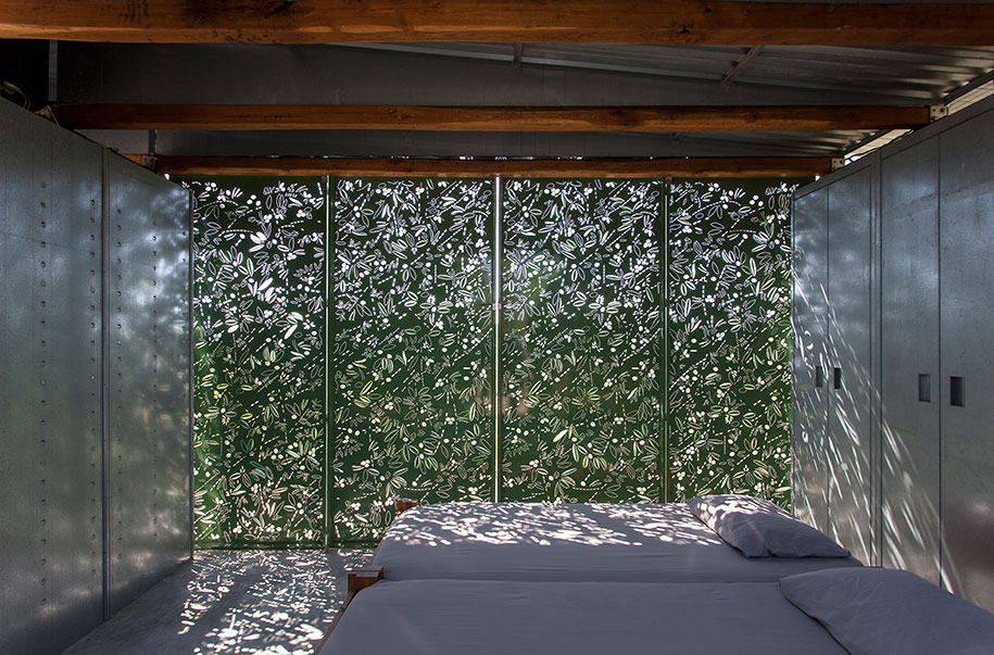 Archisearch The Award Winning Summer House in Halkidiki, Greece by Eva Sopeoglou