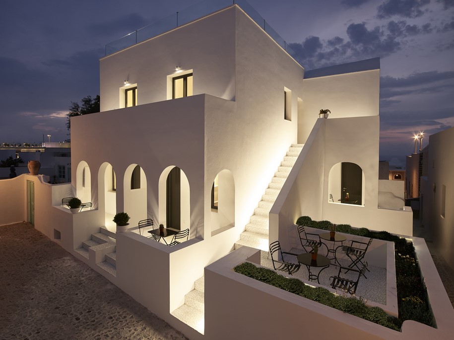Archisearch Plaini and Karahalios Architects renovated the Arches Boutique Hotel in Santorini, Greece