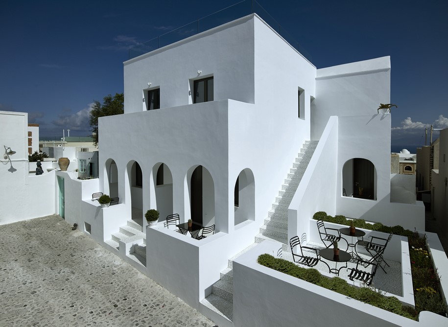 Archisearch Plaini and Karahalios Architects renovated the Arches Boutique Hotel in Santorini, Greece