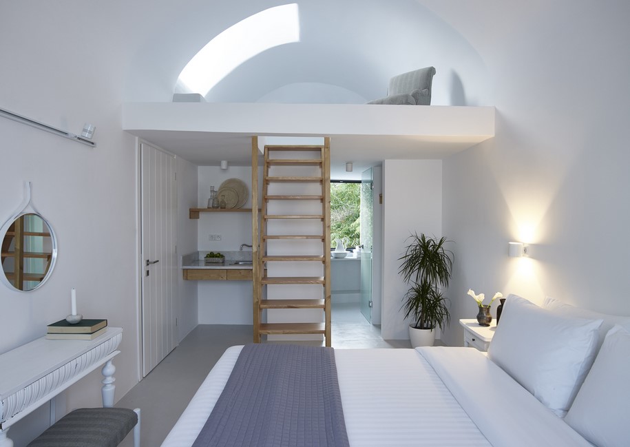 Archisearch Plaini and Karahalios Architects renovated the Arches Boutique Hotel in Santorini, Greece