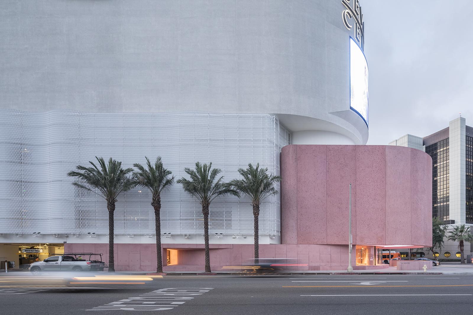 Archisearch Adjaye Associates created a pink sculptural concrete building for the Webster’s flagship store in Los Angeles