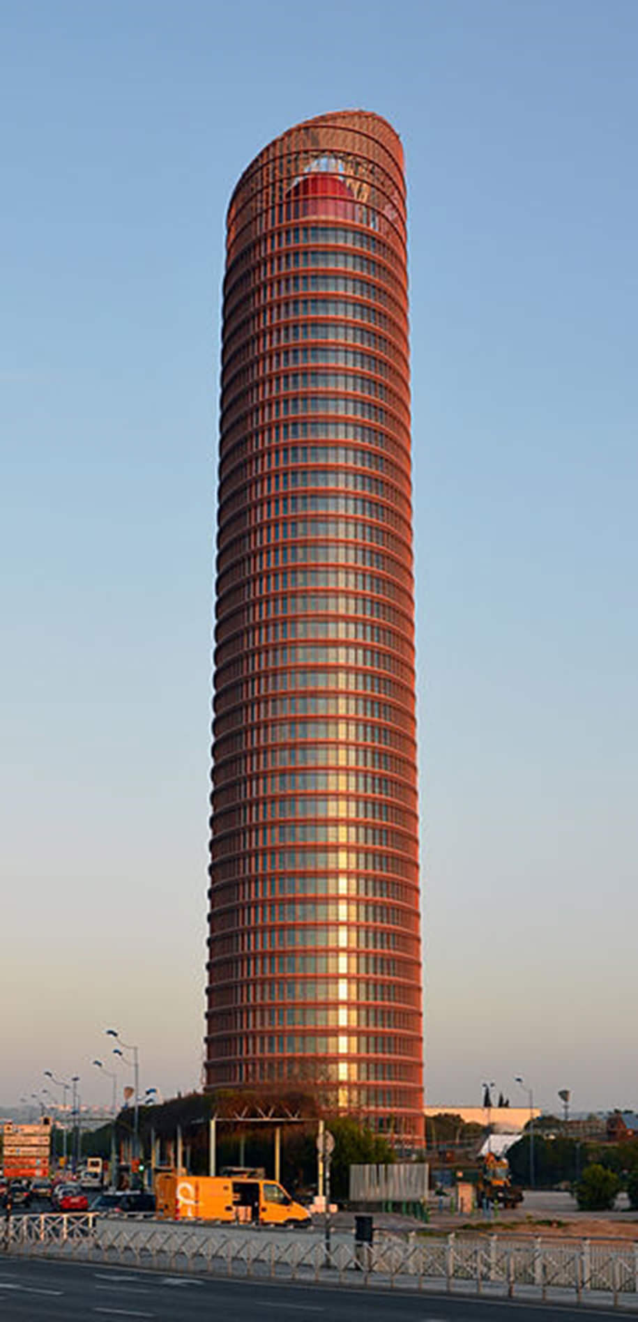 Torre Cartuja, Torre Sevilla, cesar pelli, Σεβίλλη, Sevilla, αειφόρος αρχιτεκτονική, sustainable