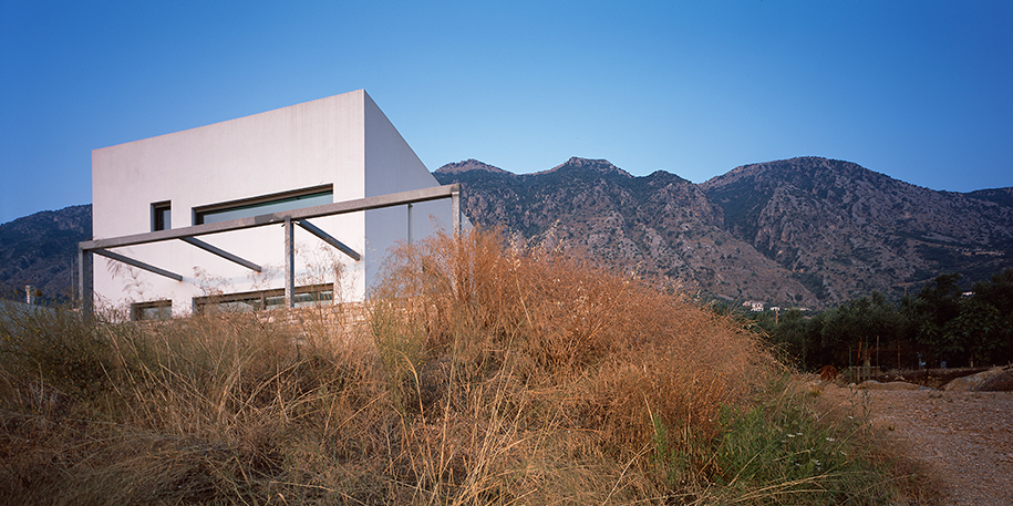 SOUTH, tower, house, mani, greece, landscape, monolithic, Theodoropoulos, Livani