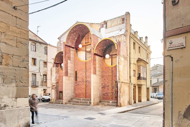 Archisearch - Can Sau: A Public Scenery Emerging from Domestic Ruins, by Un Parell d’Arquitectes