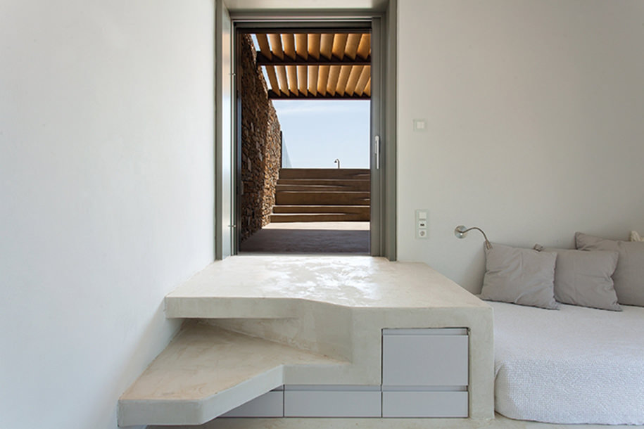 Vacation Residence, Iliana Kerestetzi, MOLDarchitects, Serifos, Cycladic, Lia beach
