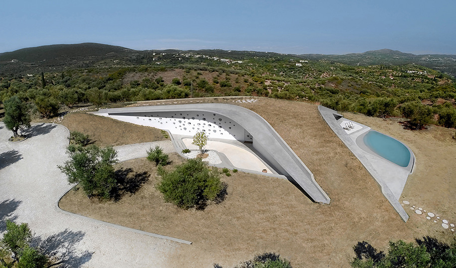Archisearch Villa Ypsilon in Southern Peloponnese by LASSA Architects