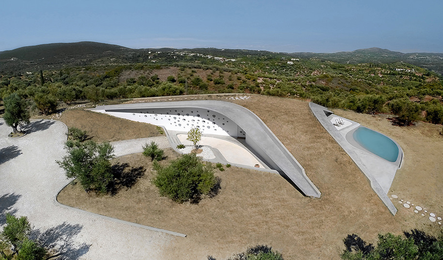 Ypsilon, olive, grove, peloponnese, villa,LASSA, architects, sarantoglou, Sweijd, roof, concrete, shape, prefabrication