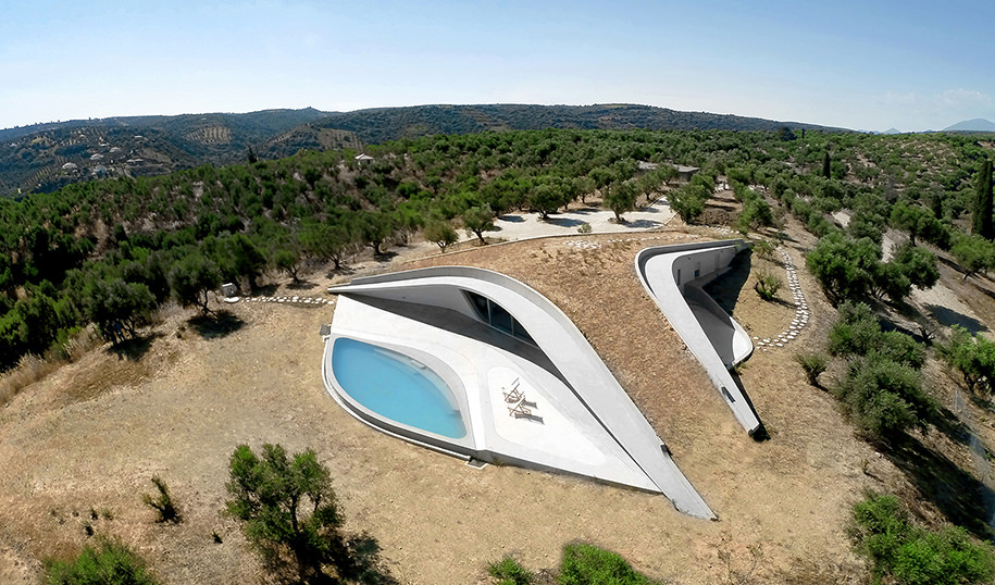 Archisearch Villa Ypsilon in Southern Peloponnese by LASSA Architects