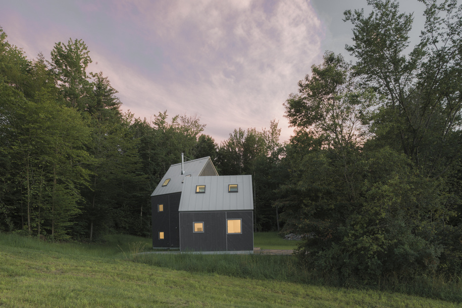 Archisearch ΕΣΩ 2022 _ Meet the Speakers | Tunbridge Winter Cabin in Vermont by New Affiliates