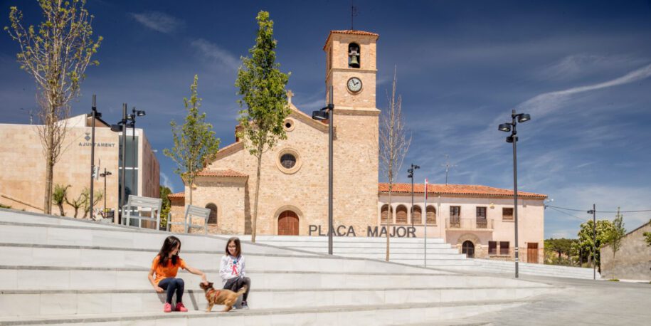 Archisearch A NEW CENTER POINT SPACE _ Remodeling of Ódena's Plaza Mayor by SCOB